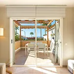 Oasi La Caleta アデヘ