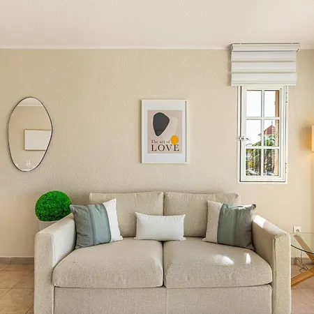 Oasi La Caleta Lägenhet *