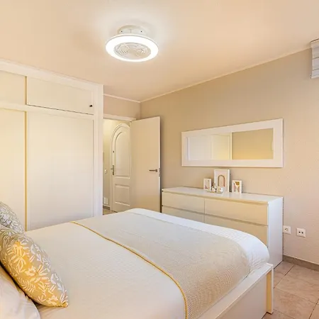 Oasi La Caleta Lägenhet