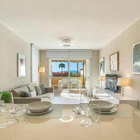 Oasi La Caleta アパート *