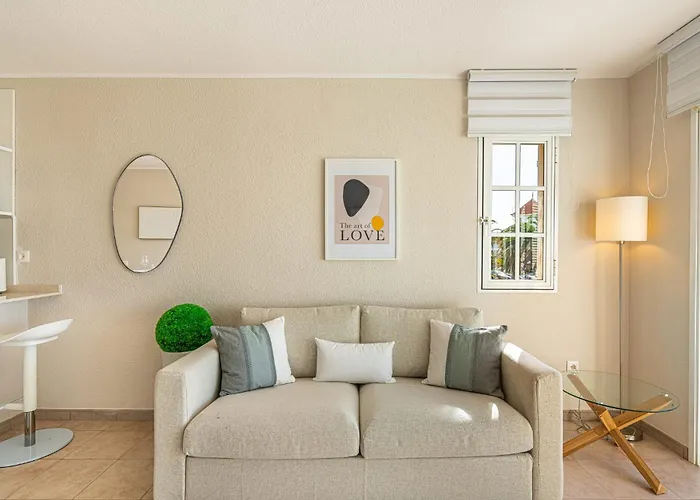 Oasi La Caleta Appartement *